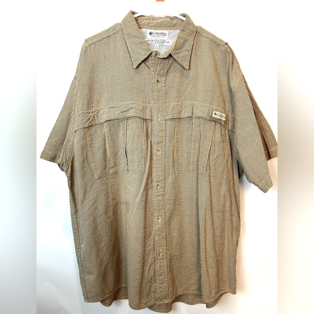 Columbia Button Shirt Men Short Sleeve Checker Size Large
